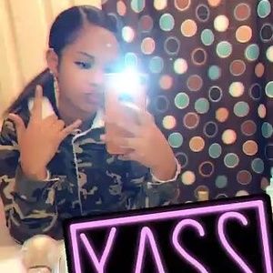 Meet your Posher, Elena